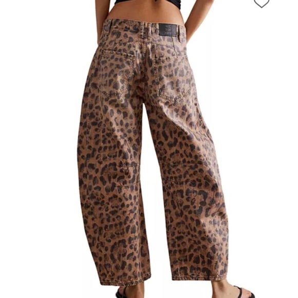 We The Free by Free People leopard print barrel Jean - Picture 3 of 8